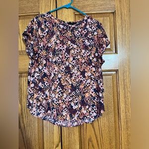 H&M light weight flowy top